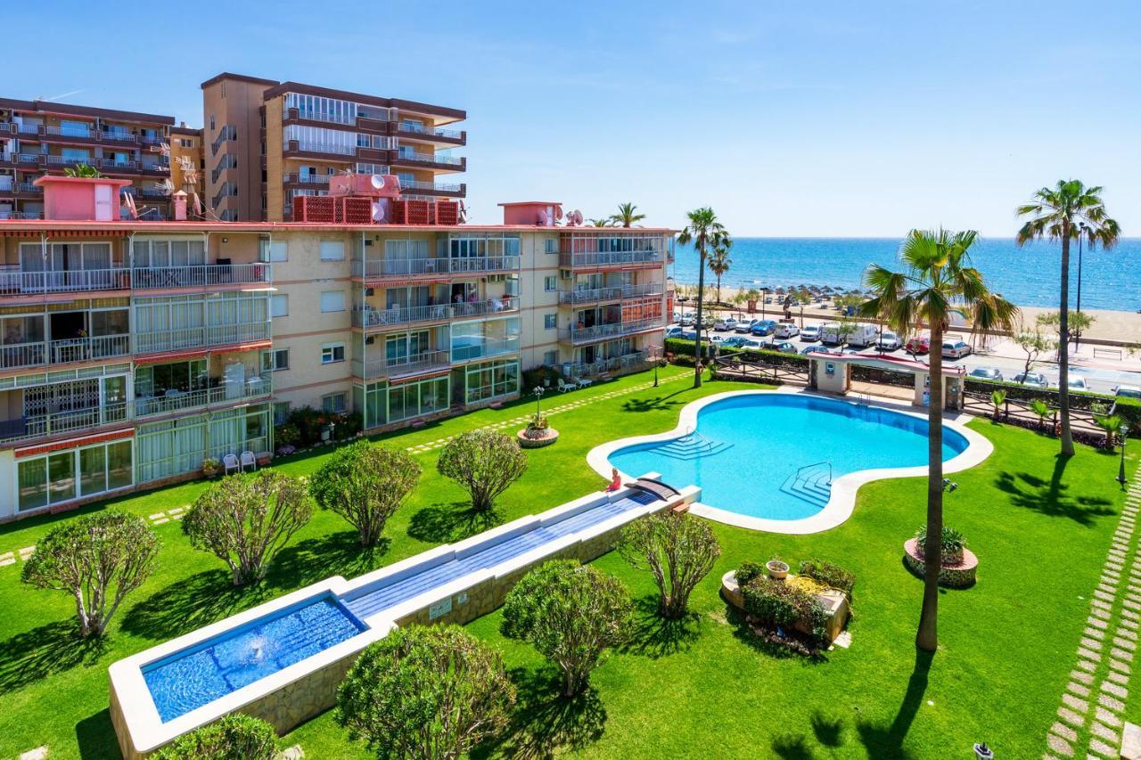 Beachfront Seaview Apartment In Los Boliches By Costarentals - Ref 141 Fuengirola Exterior photo
